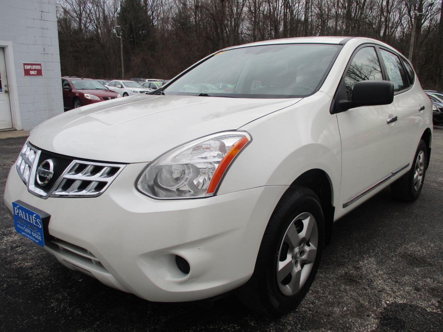 2013 WHITE Nissan Rogue S AWD (JN8AS5MV7DW) with an 2.5L L4 DOHC 16V engine, Continuously Variable Transmission transmission, located at 540a Delsea Drive, Sewell, NJ, 08080, (856) 589-6888, 39.752560, -75.111206 - Photo#0